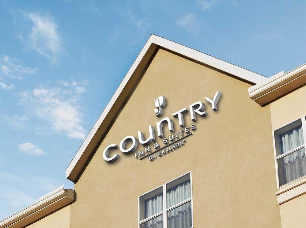 Quality Inn & Suites Оуквил Екстериор снимка